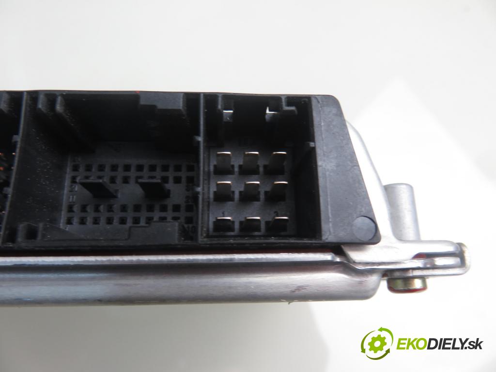 TOYOTA COROLLA Liftback (_E11_) LIFTBACK 2001 63,00 1.4 (EE111_) - 4E-FE 1332,00 Riadiaca jednotka Motor 0261206229 ; 8966102662