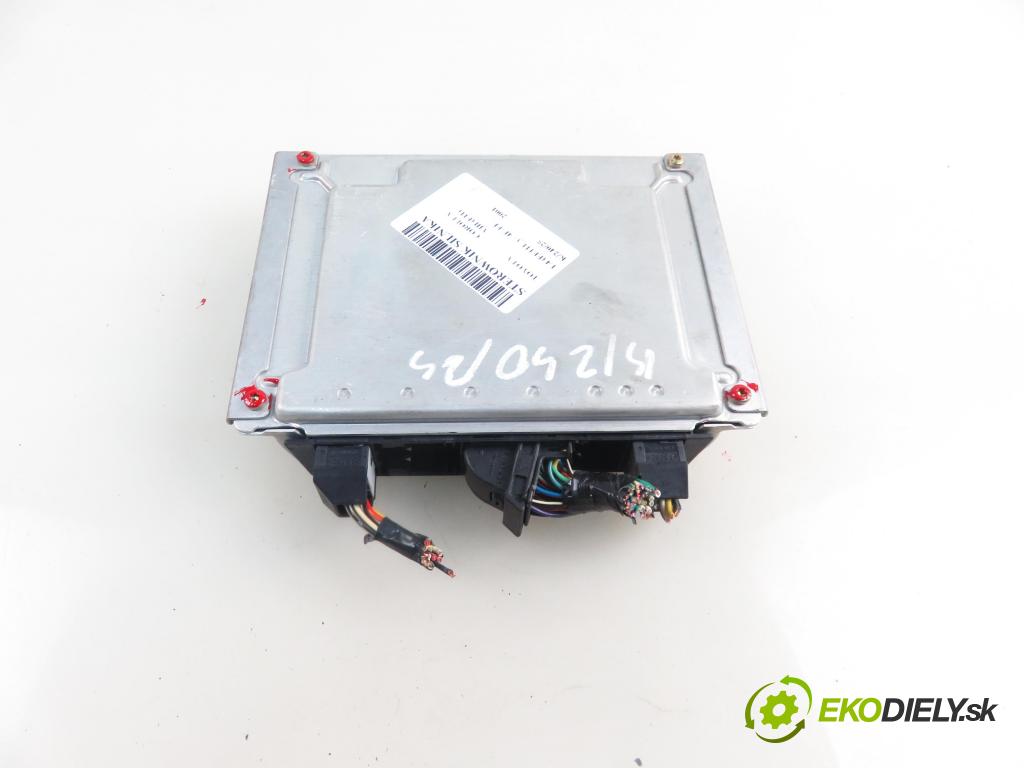 TOYOTA COROLLA Liftback (_E11_) LIFTBACK 2001 63,00 1.4 (EE111_) - 4E-FE 1332,00 Riadiaca jednotka Motor 0261206229 ; 8966102662