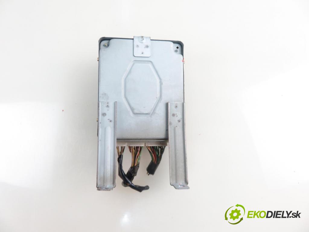 SUZUKI SWIFT II liftback (EA, MA) HB 2001 52,00 1.3 (SF 413) 71 - G13BA 1298,00 Riadiaca jednotka Motor MB1120009981 ; 3392069E7