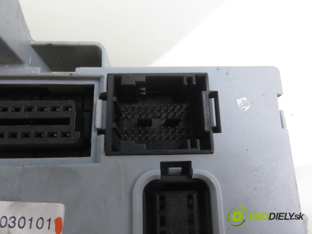 FIAT STILO (192_) HB 2003 59,00 1.2 16V 80 - 188 A5.000 1242,00 MODUL BSI 46797611 ; 501861030101
