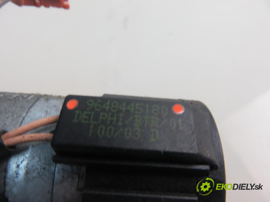 PEUGEOT 307 Break (3E) HB 2003 0,00 2 - RFN (EW10J4) 1997,00 spinačka 9648445180 (Spínacie skrinky a kľúče)