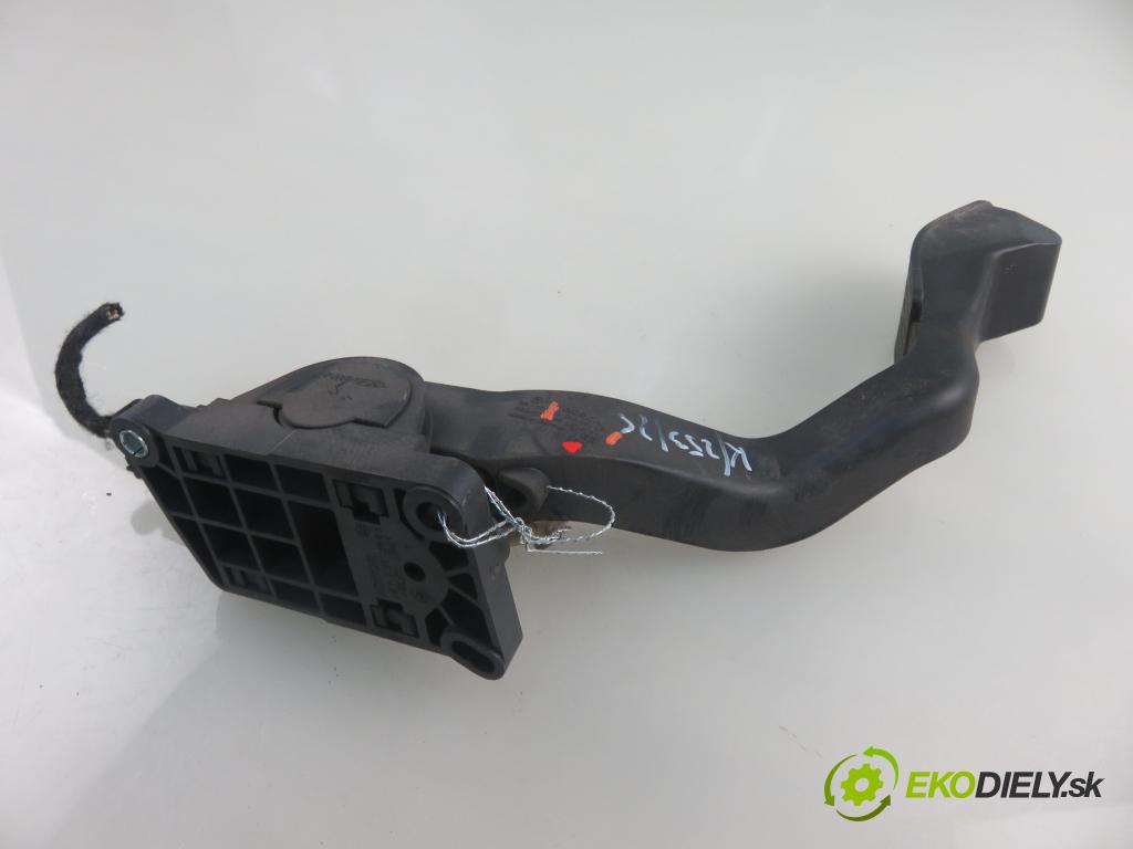 PEUGEOT 307 Break (3E) HB 2003 0,00 2 - RFN (EW10J4) 1997,00 Potenciometer plynu 0280752251 ; 9645702180 (Pedále)