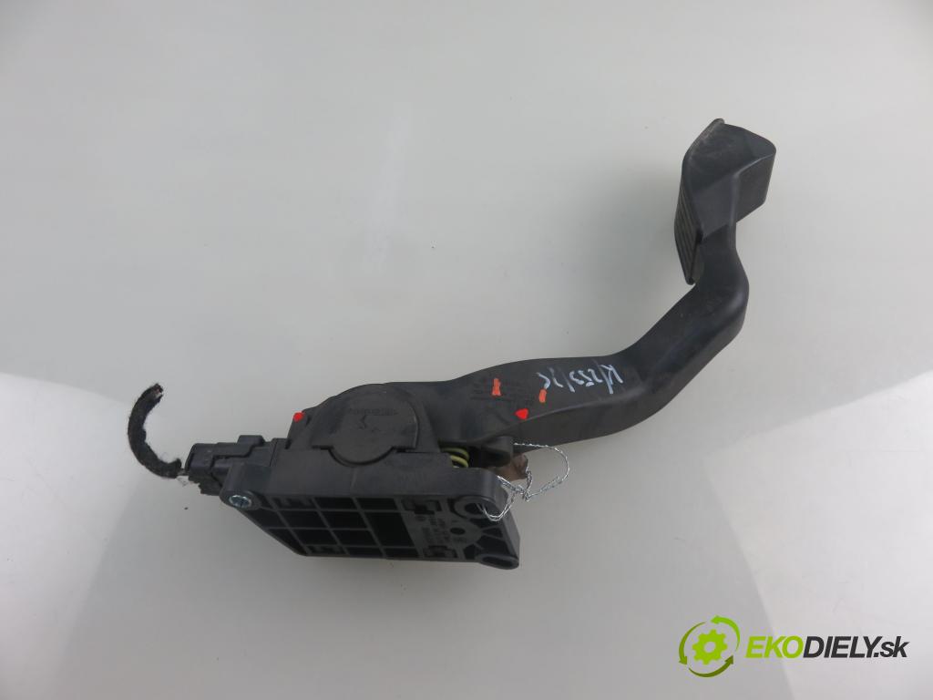 PEUGEOT 307 Break (3E) HB 2003 0,00 2 - RFN (EW10J4) 1997,00 Potenciometer plynu 0280752251 ; 9645702180 (Pedále)