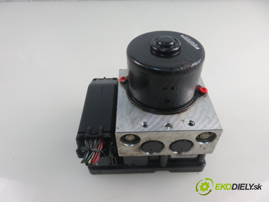 FORD FOCUS (DAW, DBW) HB 2001 85,00 1.8 TDCi - F9DA 1753,00 pumpa ABS 10092501103 ; 5WK84031 ; 2M512M110EB (Pumpy brzdové)