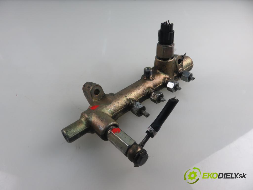 OPEL MERIVA A nadwozie wielkoprzestrzenne (MPV) (X03) HB 2004 74,00 1.7 CDTI 101 - Z 17 DT 1686,00 Lišta vstrekovacia  (Vstrekovacie lišty)