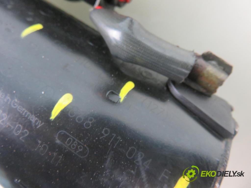 VW PASSAT B5 (3B2) SEDAN 1998 81,00 1.9 TDI 110 - AFN 1896,00 Štartér 068911024F ; 0001110126 (Štartéry)