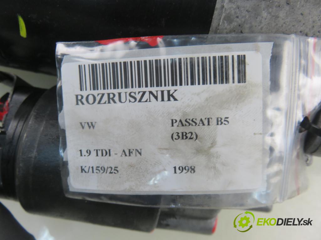 VW PASSAT B5 (3B2) SEDAN 1998 81,00 1.9 TDI 110 - AFN 1896,00 Štartér 068911024F ; 0001110126 (Štartéry)