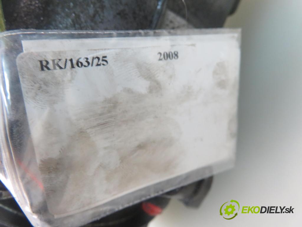 CITROEN C4 Grand Picasso I (UA_) VAN 2008 100,00 2.0 HDi 138 - RHJ (DW10BTED4) 1997,00 KOMPRESOR: klimatizácie 9659876080 (Kompresory klimatizácie)