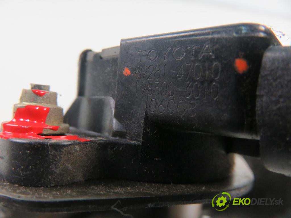 TOYOTA AVENSIS VERSO (_M2_) MINIVAN 2002 85,00 2.0 D (CLM20_) - 1CD-FTV 1995,00 Potenciometer plynu 8928147010 (Pedále)