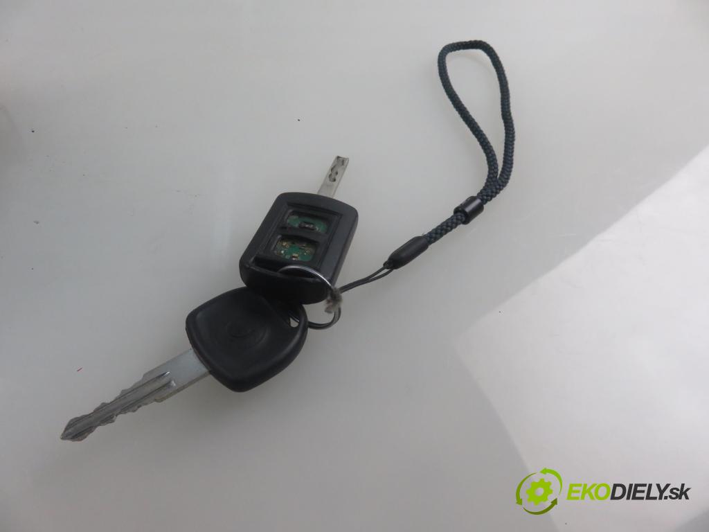 OPEL CORSA C (X01) HB 2004 51,00 1.3 CDTI - Z 13 DT 1248,00 spinačka 24413106 ; 13144390 ; 5WK47631 (Spínacie skrinky a kľúče)