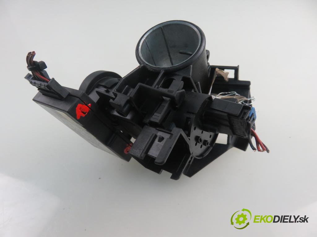 OPEL CORSA C (X01) HB 2004 51,00 1.3 CDTI - Z 13 DT 1248,00 spinačka 24413106 ; 13144390 ; 5WK47631 (Spínacie skrinky a kľúče)