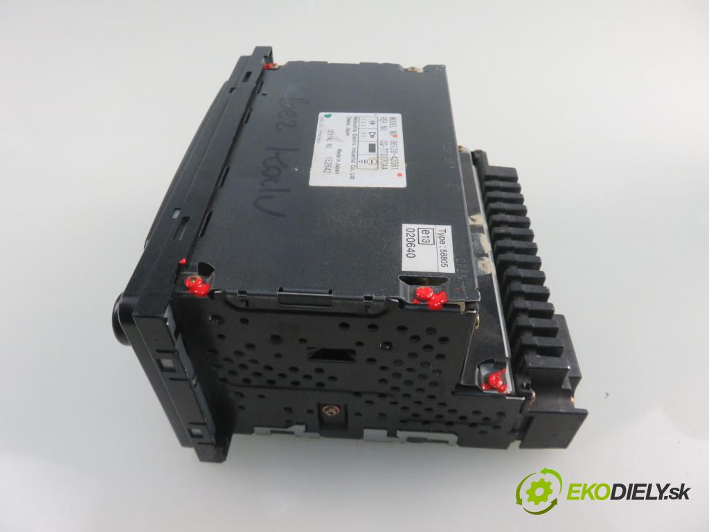 TOYOTA RAV 4 II (_A2_) SUV 2003 85,00 2.0 D-4D 4WD 116 - 1CD-FTV 1995,00 RADIO CD 8612042061