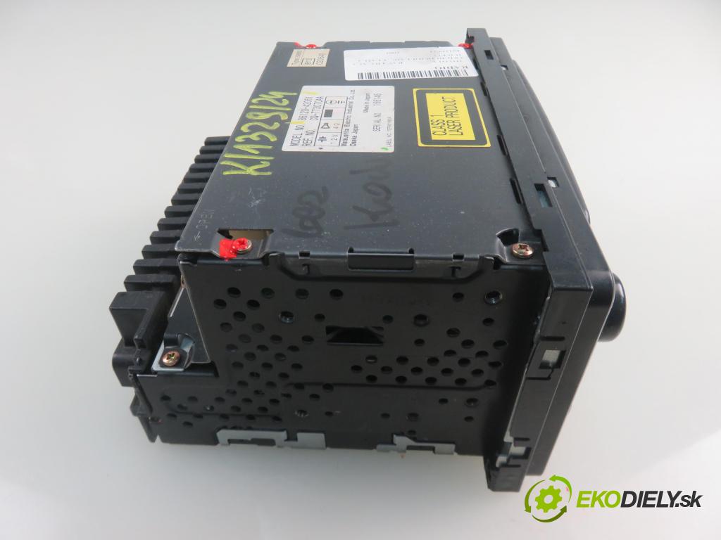 TOYOTA RAV 4 II (_A2_) SUV 2003 85,00 2.0 D-4D 4WD 116 - 1CD-FTV 1995,00 RADIO CD 8612042061