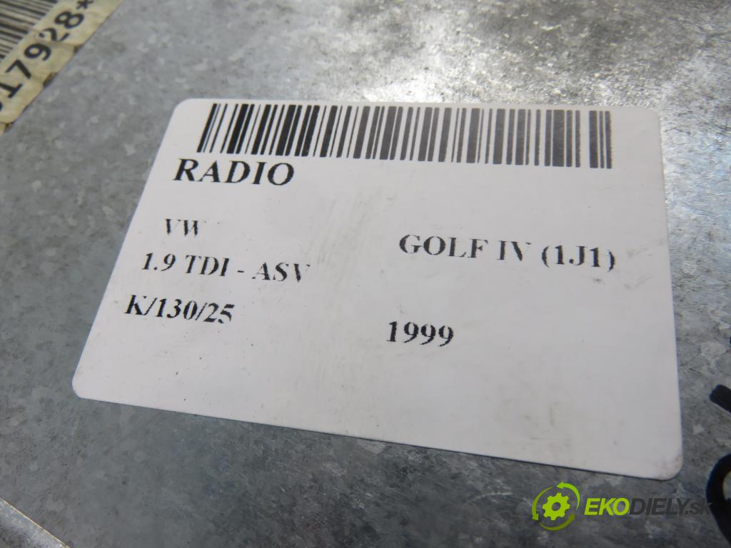 VW GOLF IV (1J1) HB 1999 81,00 1.9 TDI 110 - ASV 1896,00 RADIO 1J0035152E
