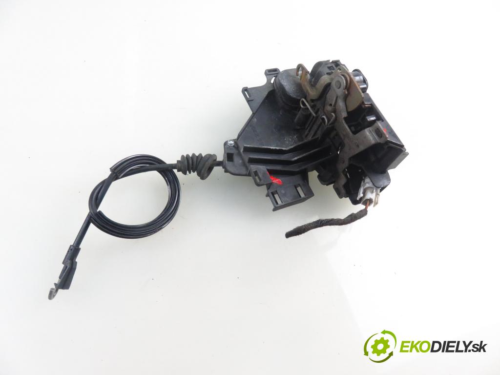 VW GOLF IV (1J1) HB 2003 55,00 1.4 16V 75 - AKQ 1390,00 zámok 