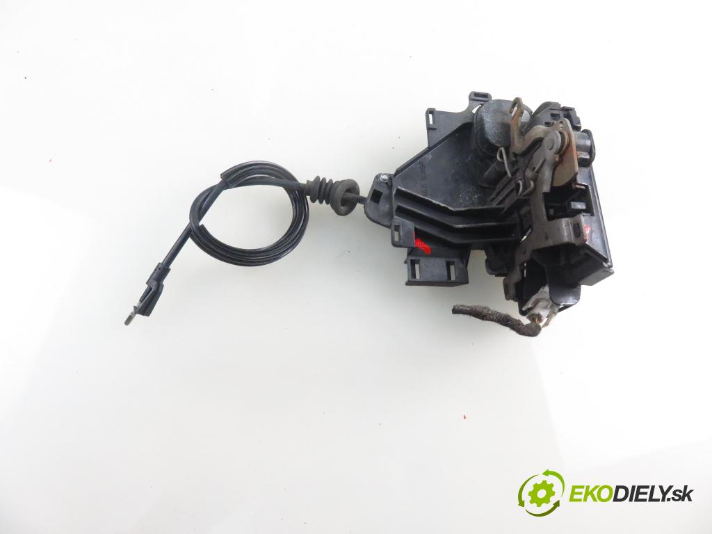 VW GOLF IV (1J1) HB 2003 55,00 1.4 16V 75 - AKQ 1390,00 zámok