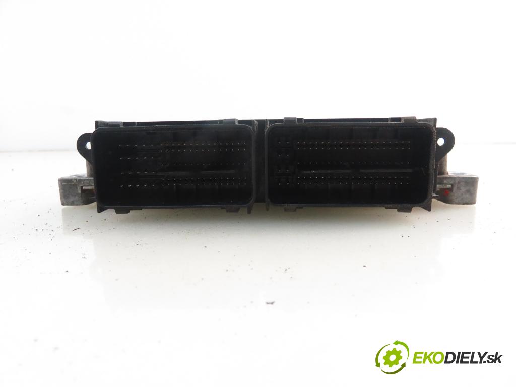 FORD S-MAX II (CJ, WA6) MINIVAN 2016 132,00 2.0 TDCi 180 - T8CJ 1997,00 Riadiaca jednotka Motor G1GA12A650FB ; DS7112B684XB