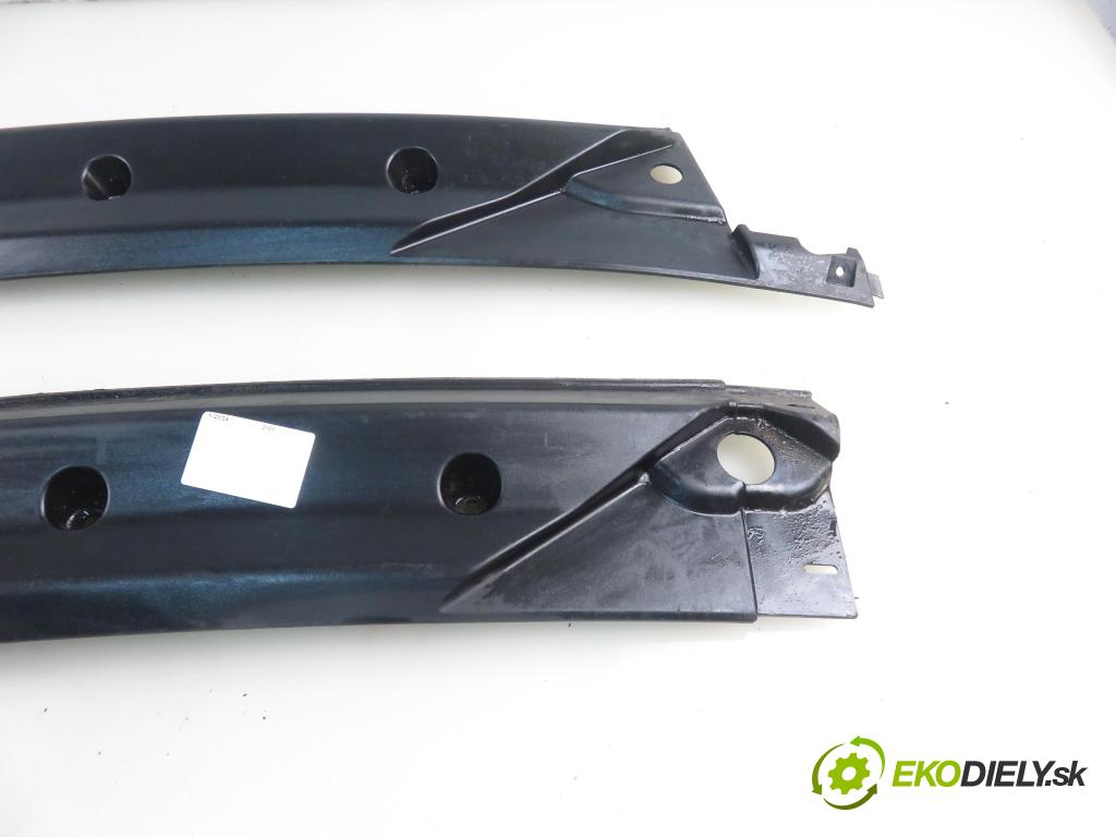 IVECO DAILY VI Furgon FURGON 2020 100,00 3.0 NaturalPower 136 - F1CFA401C 2998,00 Torpédo, plast pod čelné okno 5801951120 ; 5801951075 (Torpéda)