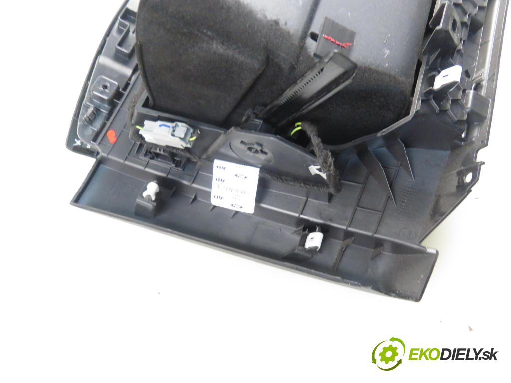 FORD S-MAX II (CJ, WA6) MINIVAN 2016 132,00 2.0 TDCi 180 - T8CJ 1997,00 Priehradka, kastlík EM2BR06010AT