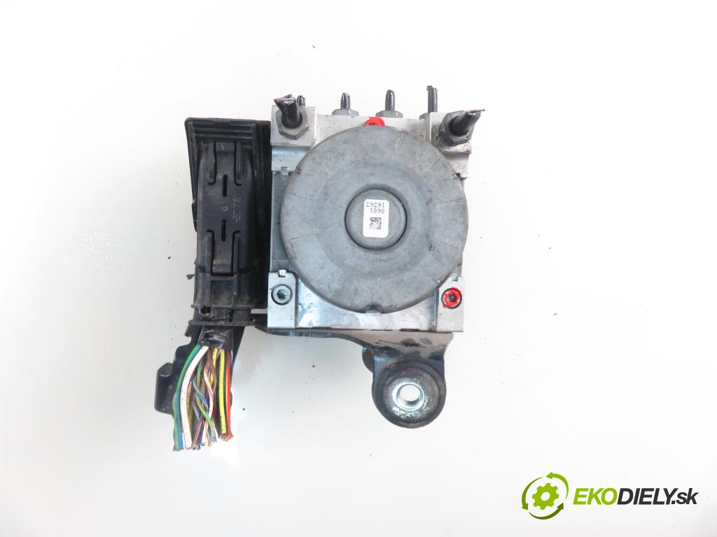 FORD S-MAX II (CJ, WA6) MINIVAN 2016 132,00 2.0 TDCi 180 - T8CJ 1997,00 Pumpa ABS F2GC2C219BJ ; E1GC2C405BJ ; 28515270203 (Pumpy ABS)