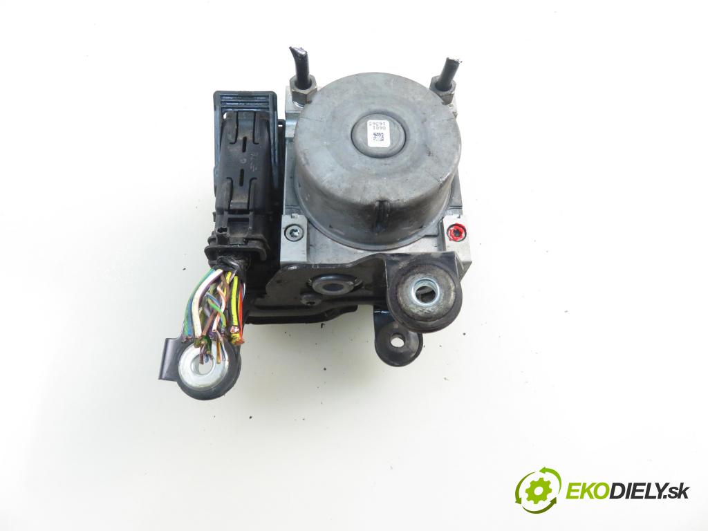 FORD S-MAX II (CJ, WA6) MINIVAN 2016 132,00 2.0 TDCi 180 - T8CJ 1997,00 Pumpa ABS F2GC2C219BJ ; E1GC2C405BJ ; 28515270203 (Pumpy ABS)