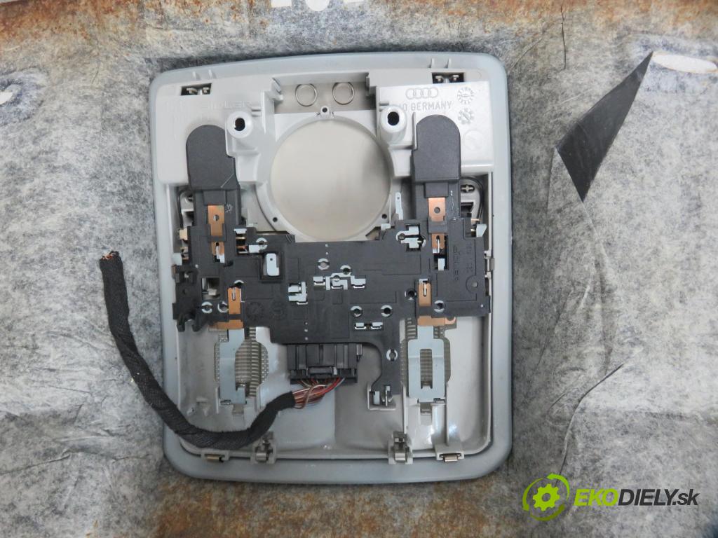 AUDI A3 (8L1) HB 2001 75,00 1.6 - AVU 1595,00 Stropný tapacír 8L4867505D (Stropné tapacíre)