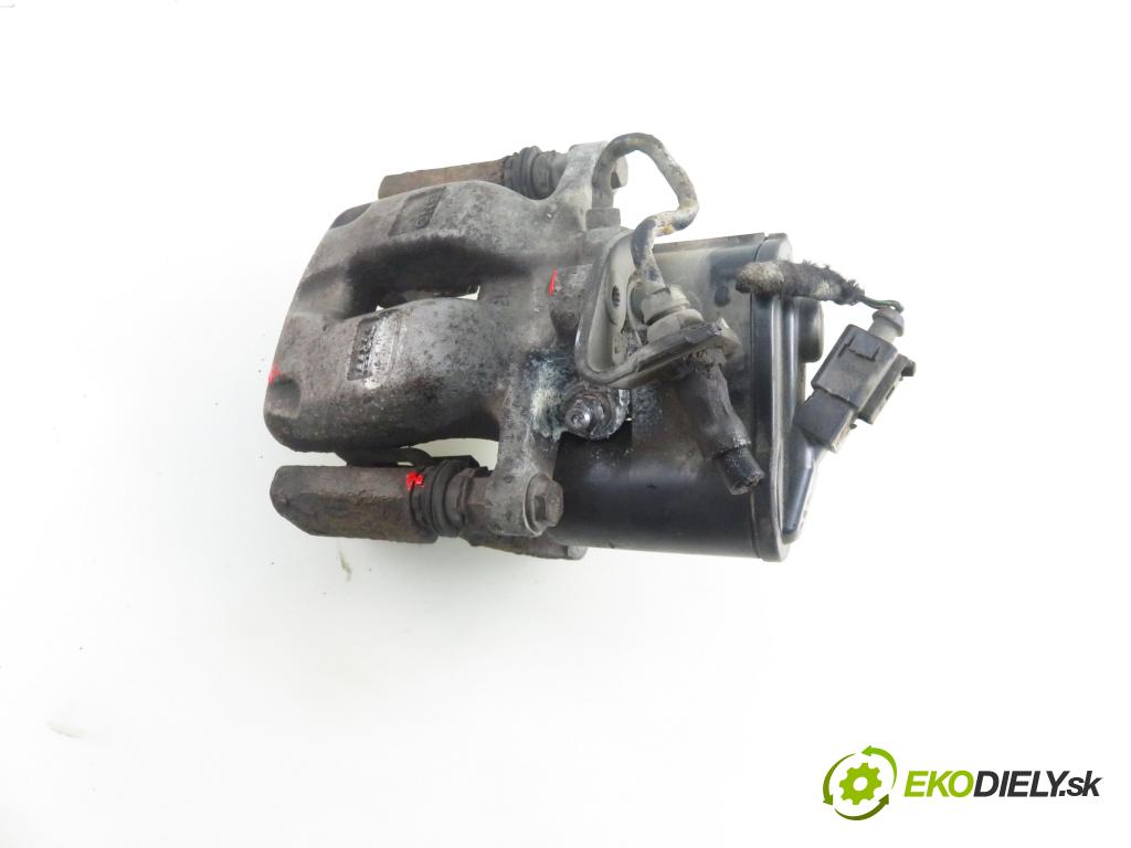 VW PASSAT B6 (3C2) SEDAN 2005 103,00 2.0 TDI 16V - BKP 1968,00 Brzdič strmeň LT