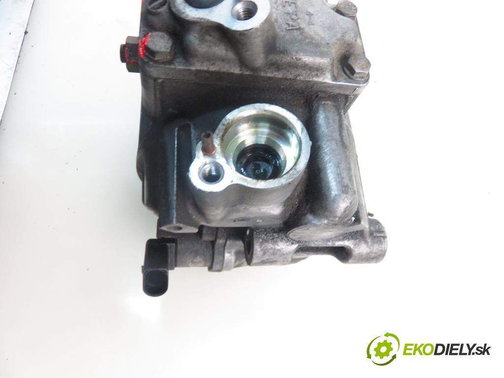 VW PASSAT B6 (3C2) SEDAN 2005 103,00 2.0 TDI 16V - BKP 1968,00 KOMPRESOR: klimatizácie 1K0820803Q (Kompresory klimatizácie)