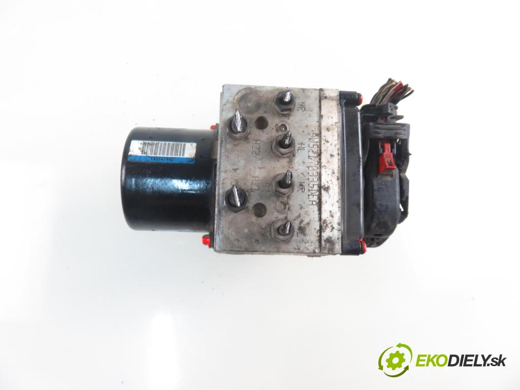 VW PASSAT B6 (3C2) SEDAN 2005 103,00 2.0 TDI 16V - BKP 1968,00 Pumpa ABS 15747702 ; 15747502B ; 3C0614095M (Pumpy ABS)