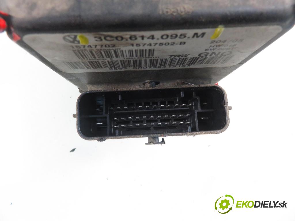 VW PASSAT B6 (3C2) SEDAN 2005 103,00 2.0 TDI 16V - BKP 1968,00 Pumpa ABS 15747702 ; 15747502B ; 3C0614095M (Pumpy ABS)