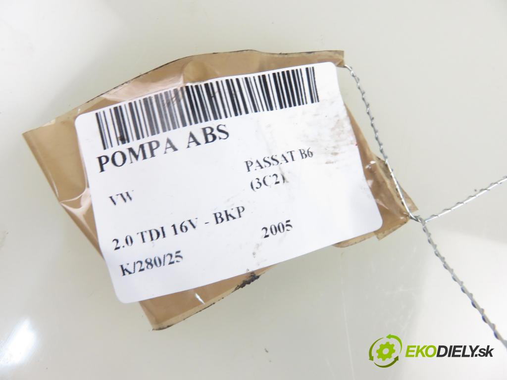 VW PASSAT B6 (3C2) SEDAN 2005 103,00 2.0 TDI 16V - BKP 1968,00 Pumpa ABS 15747702 ; 15747502B ; 3C0614095M (Pumpy ABS)