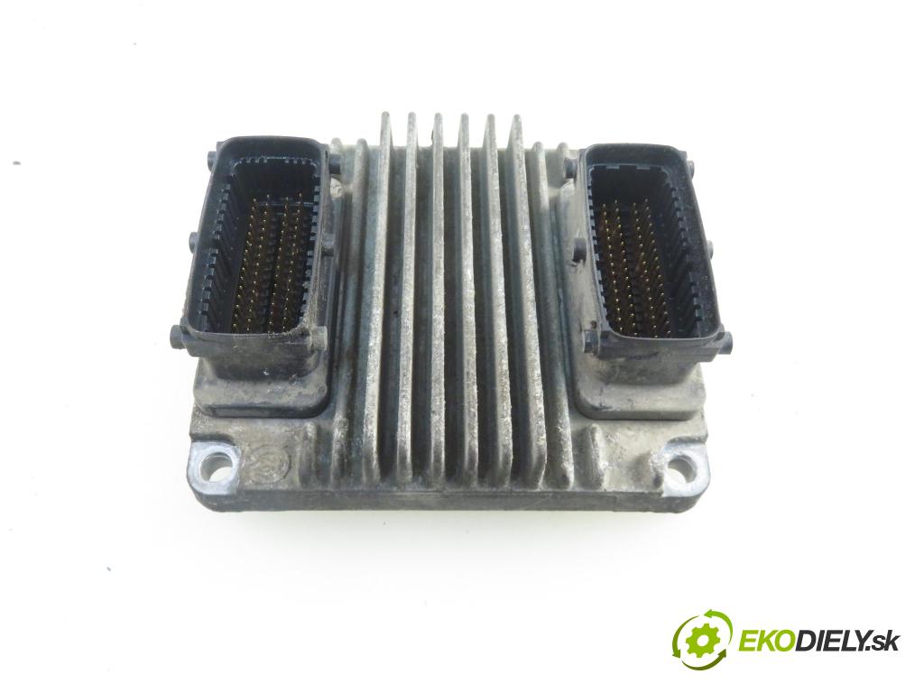 OPEL ASTRA G liftback (T98) HB 2004 66,00 1.4 16V - X 14 XE 1389,00 Riadiaca jednotka Motor 12242030