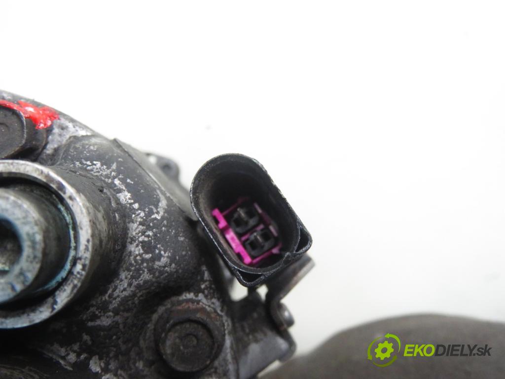 VW GOLF IV (1J1) HB 1999 74,00 1.9 TDI 4motion - ATD 1896,00 KOMPRESOR: klimatizácie 1J0820803F (Kompresory klimatizácie)