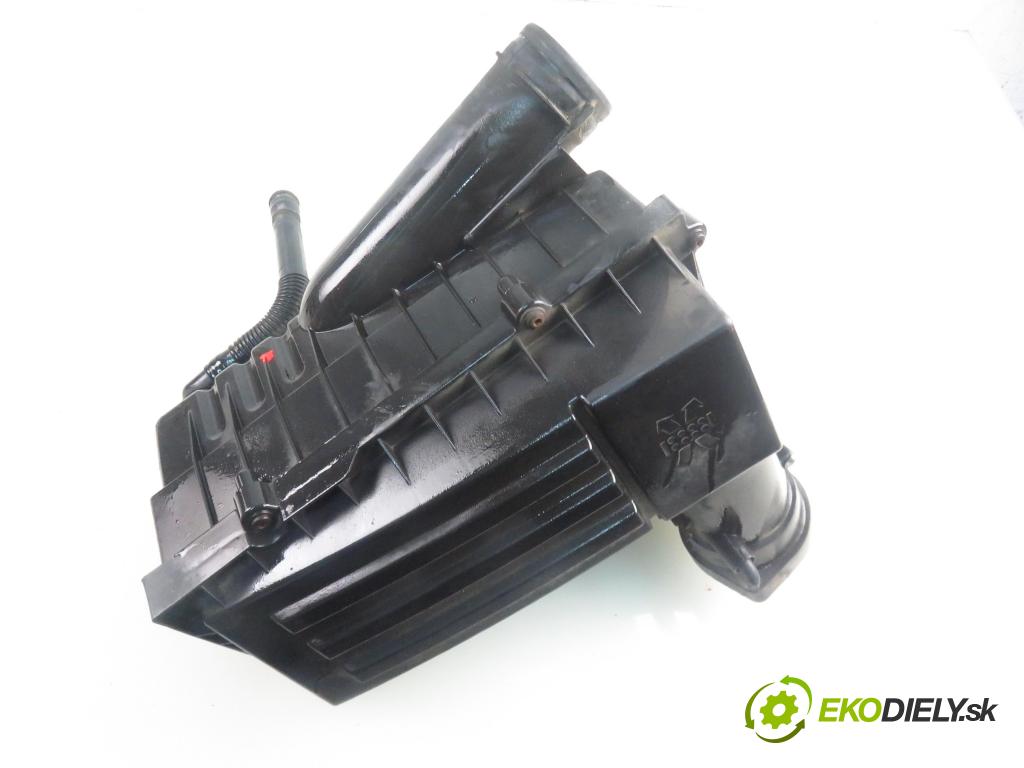 VW PASSAT B6 (3C2) SEDAN 2005 103,00 2.0 TDI 16V - BKP 1968,00 Obal filtra vzduchu 3C0129607AG ; 3C0129601AN (Obaly filtrov vzduchu)