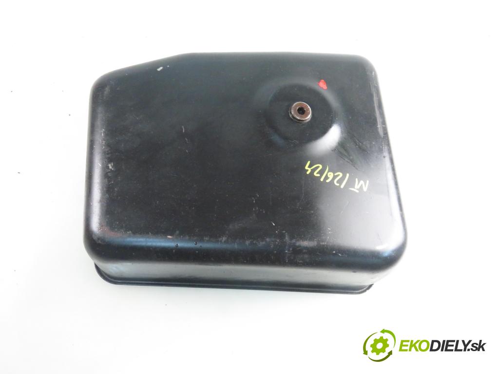 MAN TGX I CIĄGNIK SIODŁOWY 2014 353,00 18.480 - D 2676 LF 25 12419,00 vana olejová  (Olejové vany)