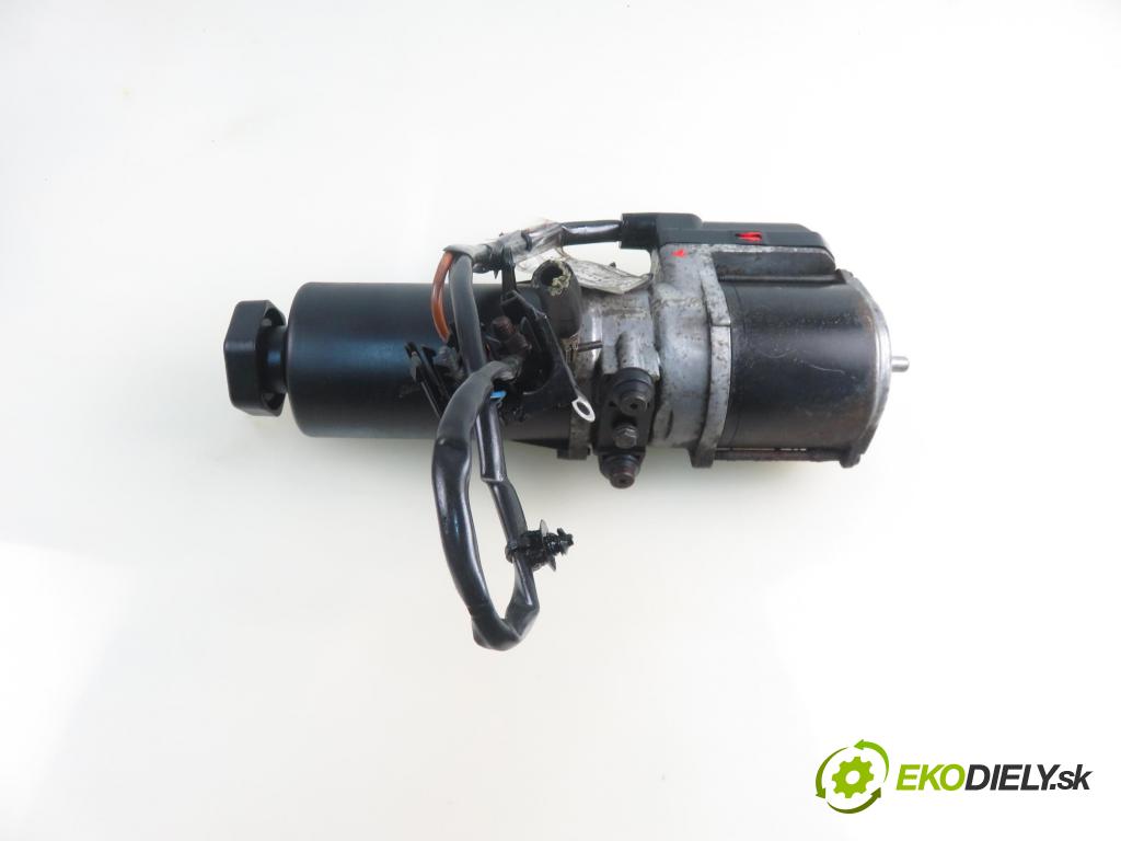 MERCEDES-BENZ KLASA A (W168) HB 2002 70,00 A 170 CDI 95 - OM 668.942 1689,00 Pumpa servočerpadlo 1684660501