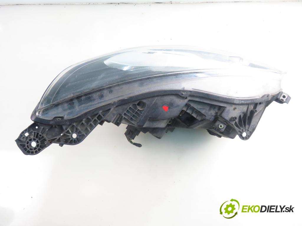 FORD S-MAX II (CJ, WA6) MINIVAN 2016 132,00 2.0 TDCi 180 - T8CJ 1997,00 světlo LP EM2B13W030CH