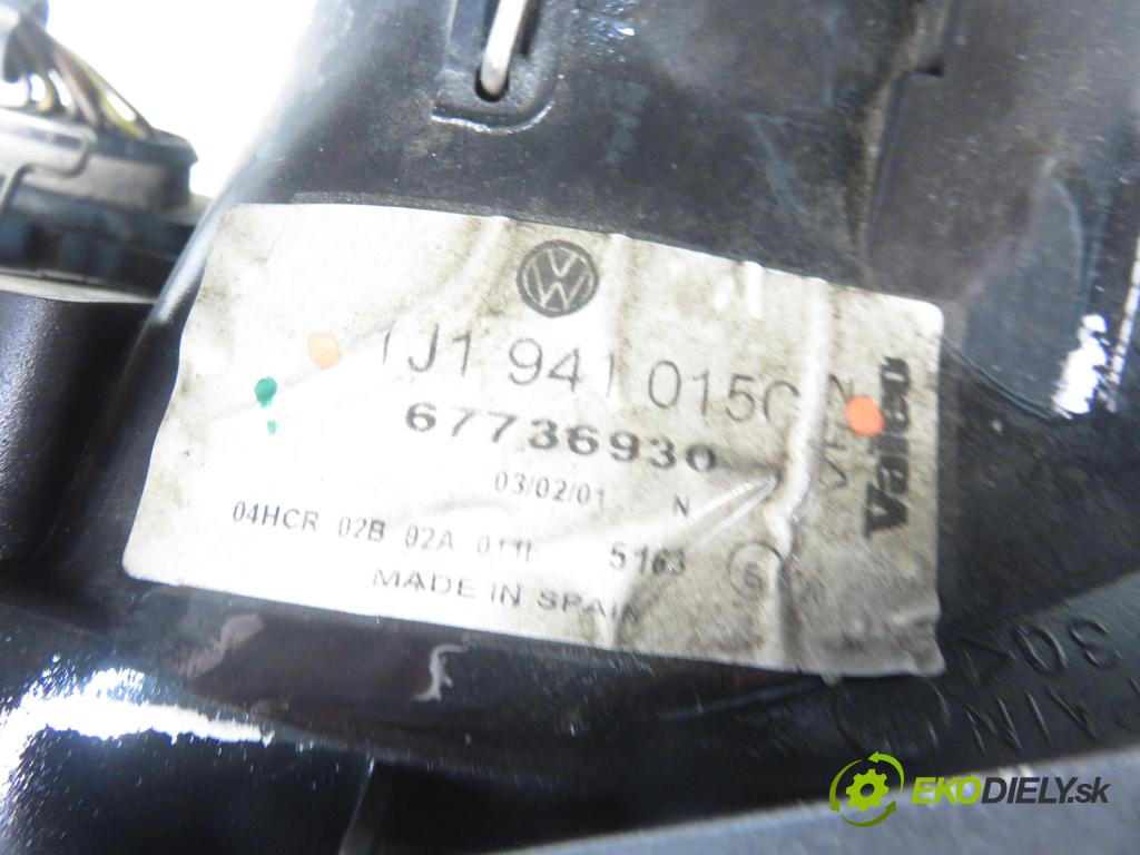 VW GOLF IV (1J1) HB 2001 55,00 1.4 16V - AXP 1390,00 světlo LP 1J1941015C