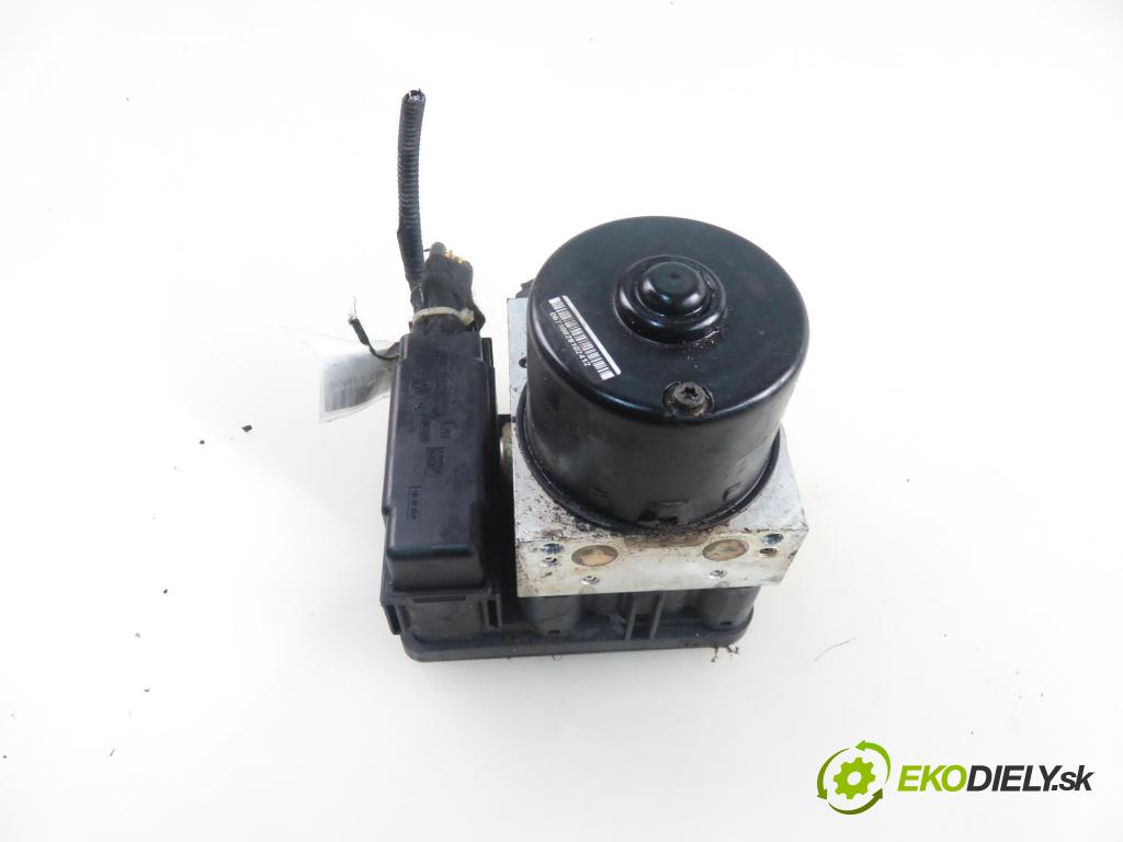 VW GOLF IV (1J1) HB 2001 55,00 1.4 16V - AXP 1390,00 Pumpa ABS 1C0907379E ; 10096003133 (Pumpy ABS)