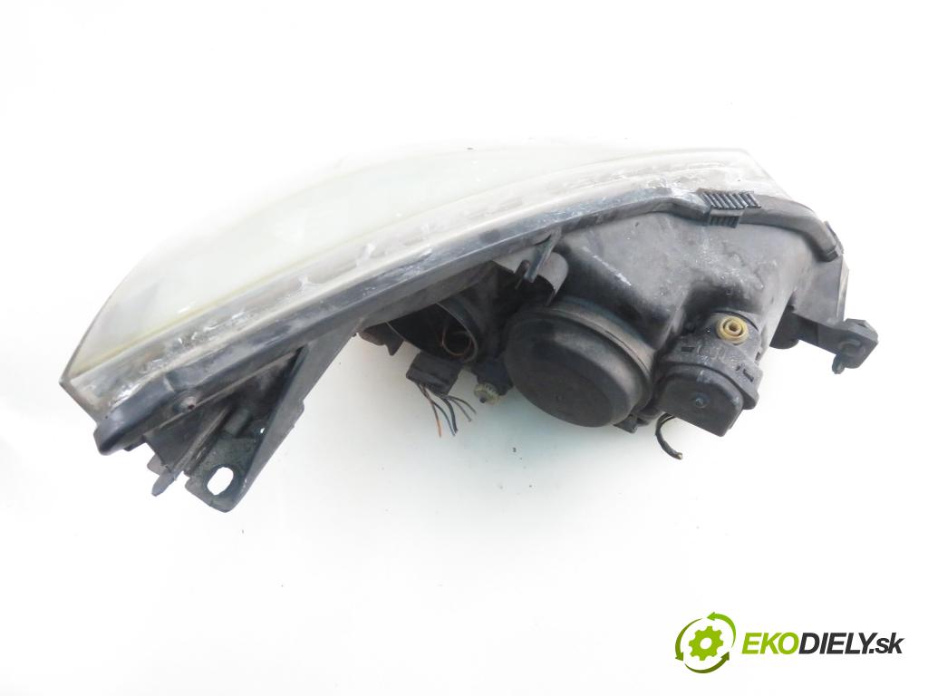 RENAULT ESPACE IV (JK0/1_) MINIVAN 2003 110,00 2.2 dCi (JK0H) 150 - G9T 742 2188,00 světlo LP 5DV00829000