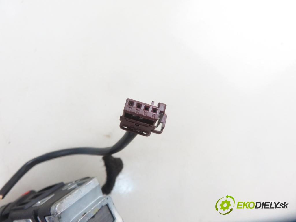 PEUGEOT 308 SW II KOMBI 2014 133,00 2.0 GT BlueHDi 180 - AHW (DW10FC) 1997,00 spinačka 36454600 ; 9663123380 (Spínacie skrinky a kľúče)