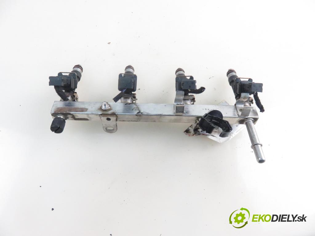 OPEL ASTRA J Sports Tourer (P10) KOMBI 2011 103,00 1.4 Turbo - A 14 NET 1364,00 Lišta vstrekovacia 0280151247 ; 55565971 (Vstrekovacie lišty)