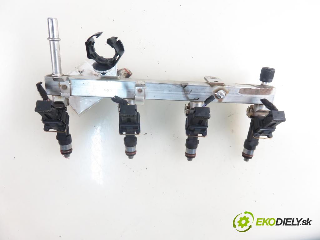 OPEL ASTRA J Sports Tourer (P10) KOMBI 2011 103,00 1.4 Turbo - A 14 NET 1364,00 Lišta vstrekovacia 0280151247 ; 55565971 (Vstrekovacie lišty)