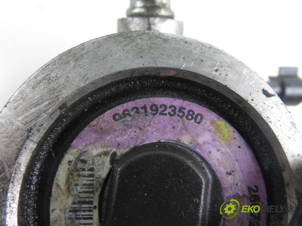 CITROEN BERLINGO / BERLINGO FIRST nadwozie wielkoprzestrzenne (MPV) KOMBIVAN 2001 51,00 1.9 D - WJY (DW8B) 1868,00 Pumpa servočerpadlo 9631923580 (Servočerpadlá, pumpy riadenia)