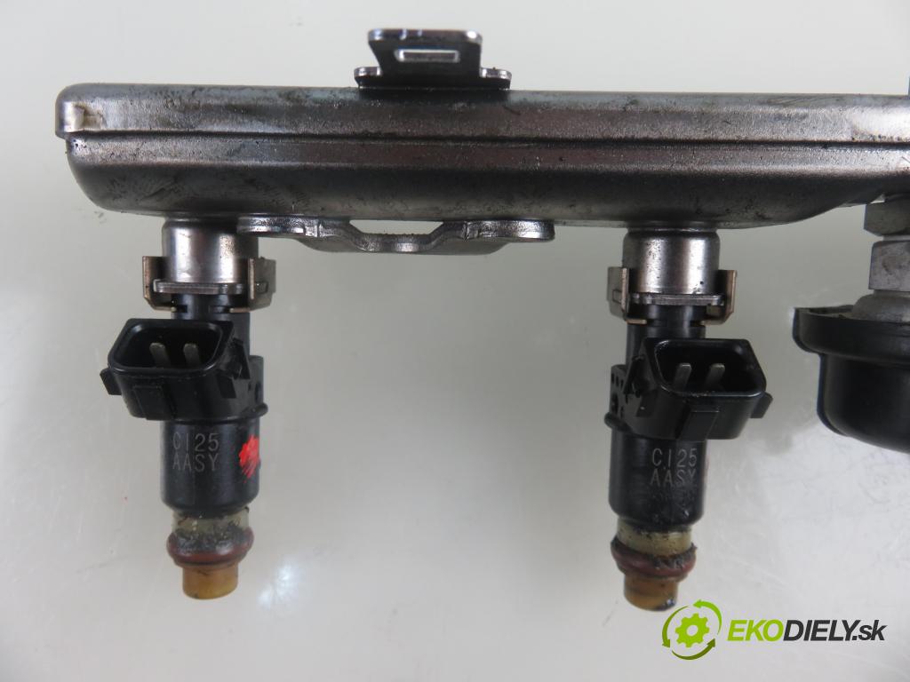 HONDA INSIGHT (ZE_) HB 2010 65,00 1.3 Hybrid 1339,00 Lišta vstrekovacia (Vstrekovacie lišty)