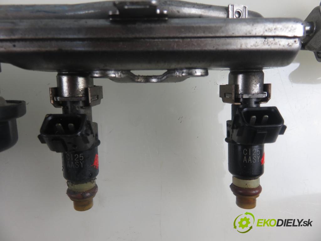 HONDA INSIGHT (ZE_) HB 2010 65,00 1.3 Hybrid 1339,00 Lišta vstrekovacia (Vstrekovacie lišty)