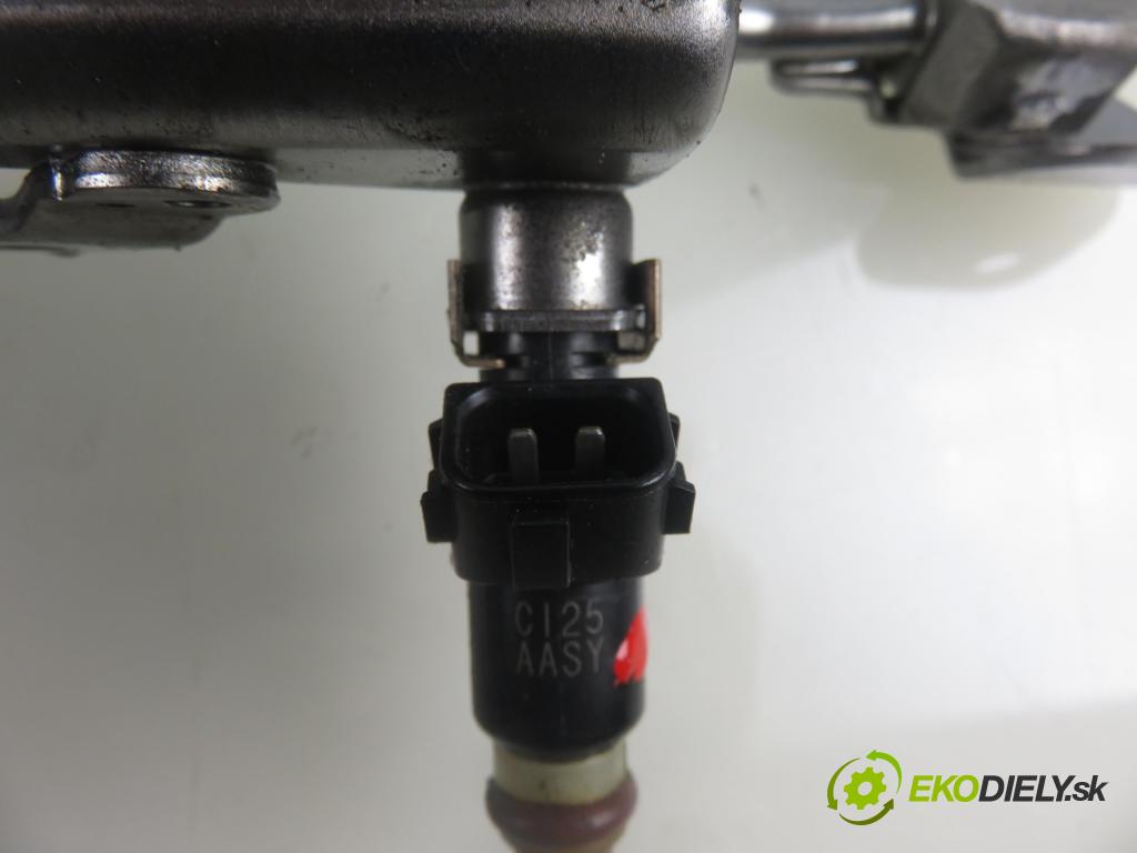 HONDA INSIGHT (ZE_) HB 2010 65,00 1.3 Hybrid 1339,00 Lišta vstrekovacia (Vstrekovacie lišty)