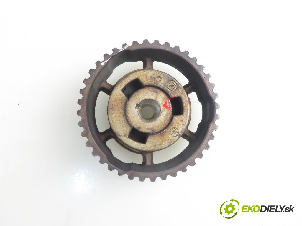 RENAULT SCENIC I (JA0/1_) MINIVAN 2000 72,00 1.9 dTi 98 - F9Q 736 1870,00 Koleso pumpy vstrekovacej HTD2