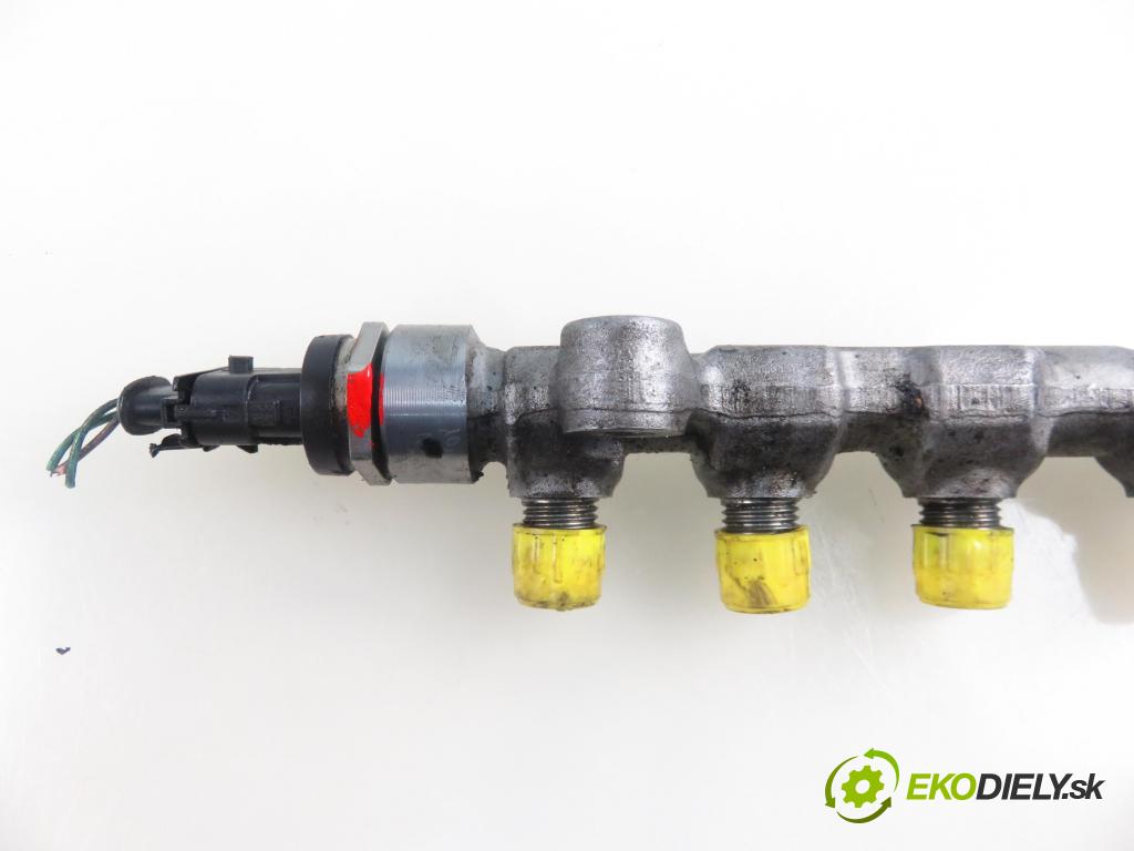 RENAULT ESPACE IV (JK0/1_) MINIVAN 2003 110,00 2.2 dCi (JK0H) 150 - G9T 742 2188,00 Lišta vstrekovacia 0281002734 ; 0445214142 ; 8200613066 (Vstrekovacie lišty)