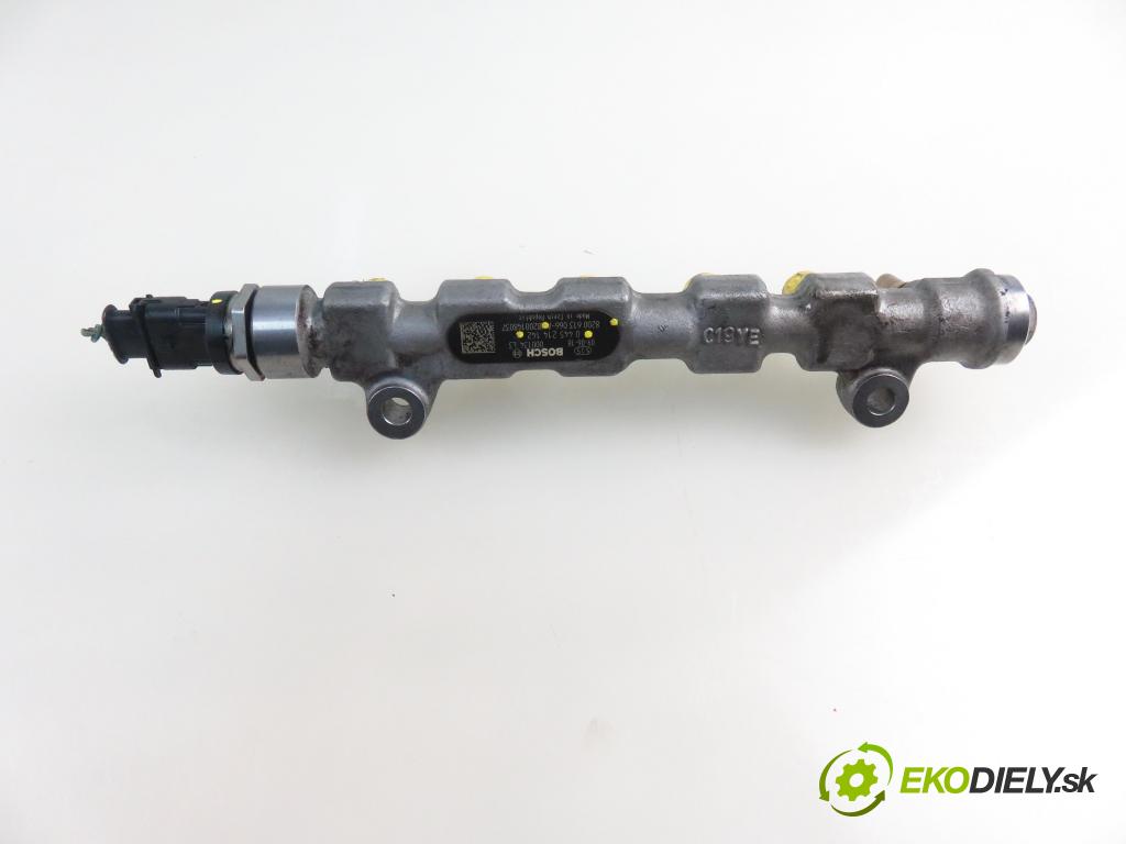 RENAULT ESPACE IV (JK0/1_) MINIVAN 2003 110,00 2.2 dCi (JK0H) 150 - G9T 742 2188,00 Lišta vstrekovacia 0281002734 ; 0445214142 ; 8200613066 (Vstrekovacie lišty)